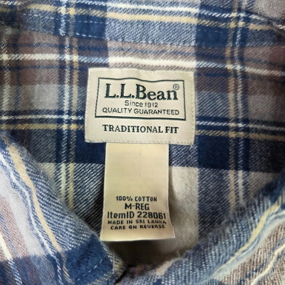 L.L. Bean Scotch Plaid Flannel Shirt Mens Medium M Blue Traditional Fit Classic